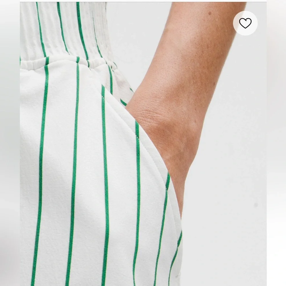 *sold* NWT Lululemon Stretch Woven Ruffle-Waist Midi Skirt White M - Picture 9 of 9